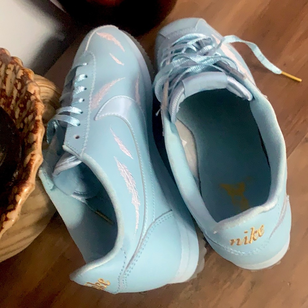 Nike Women’s CLASSIC CORTEZ